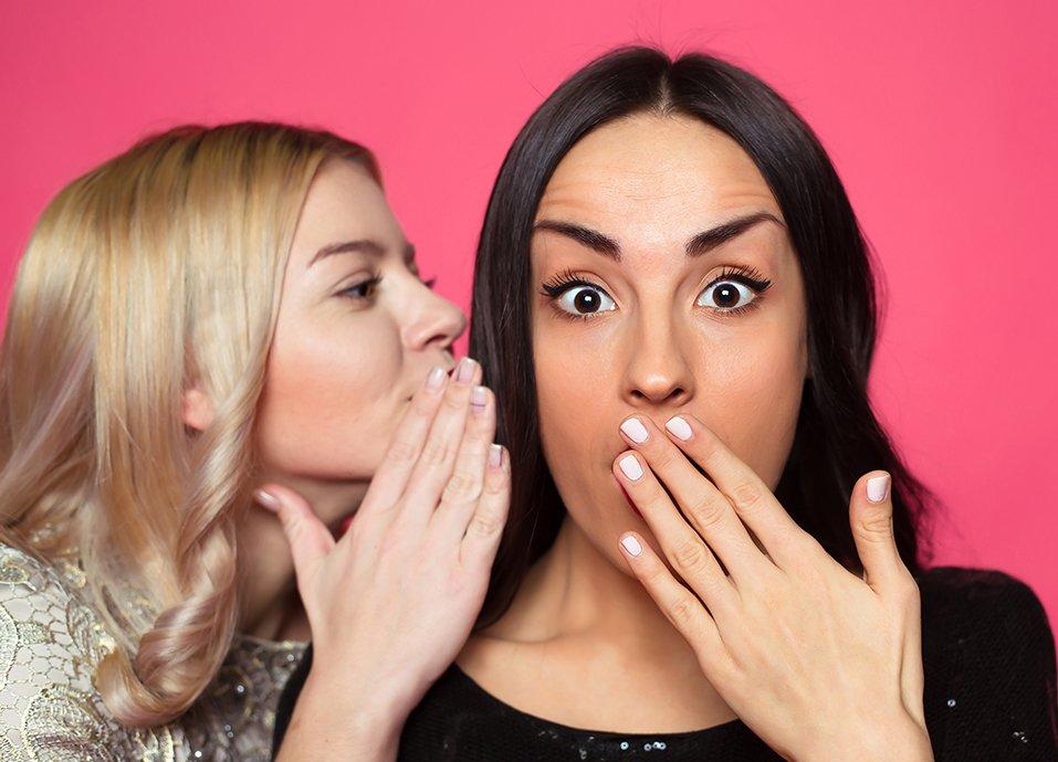 Vorteile einer Mitgliedschaft, zwei Damen die ganz erstaunt wirken