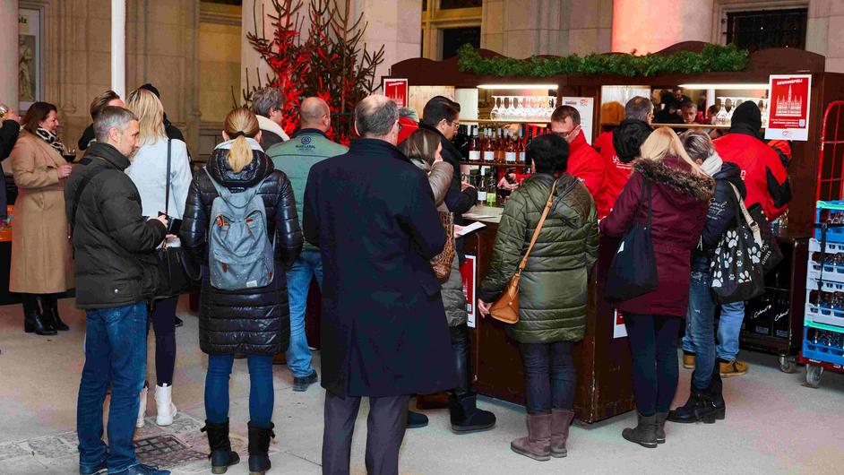 HG1-Mitarbeiterinnenfest 2022 - Weinbar