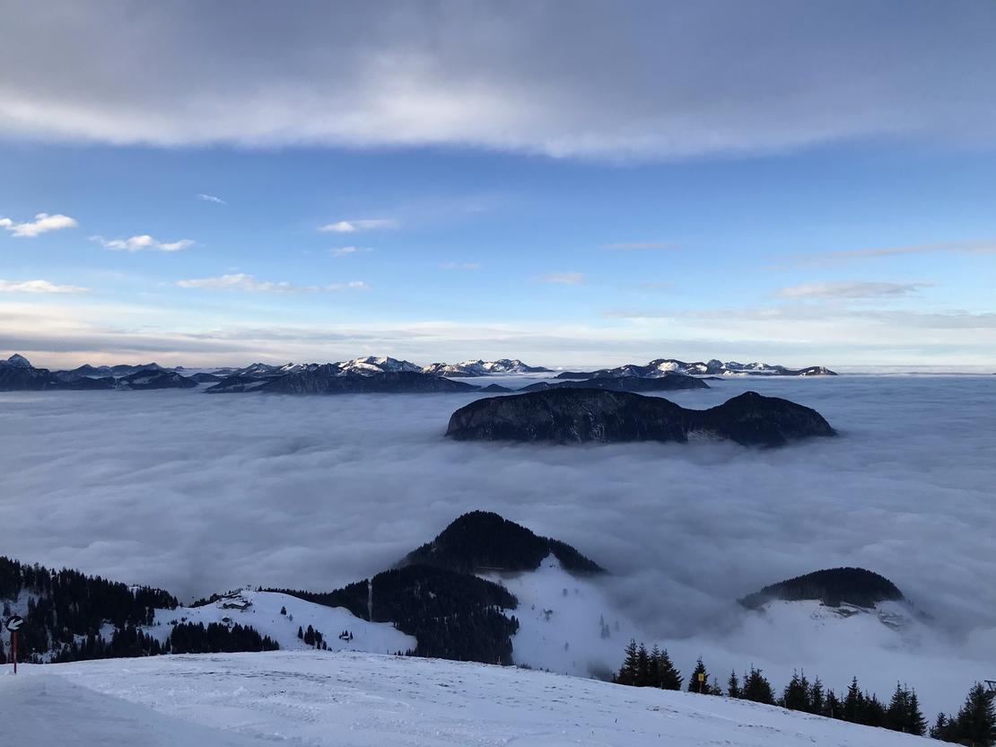 Über den Wolken sieht man nicht nur die Bergspitzen!
