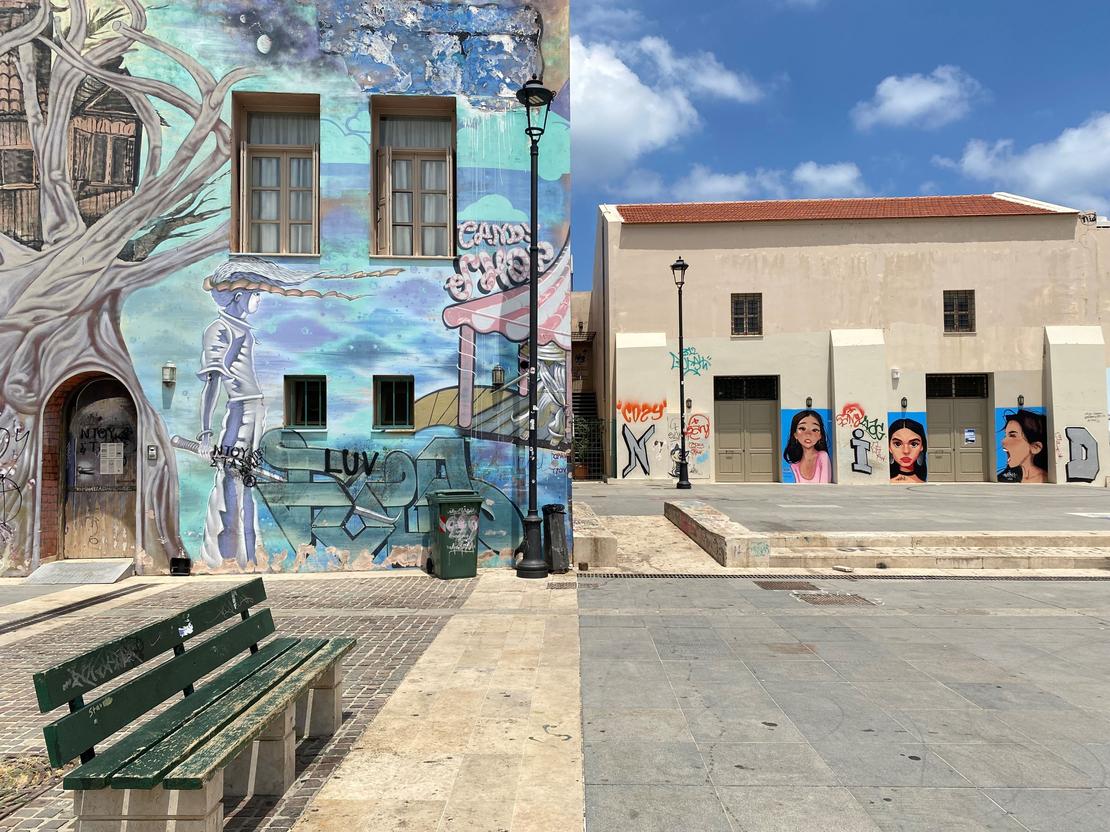 Bemalte Häuser mit tollen Motiven