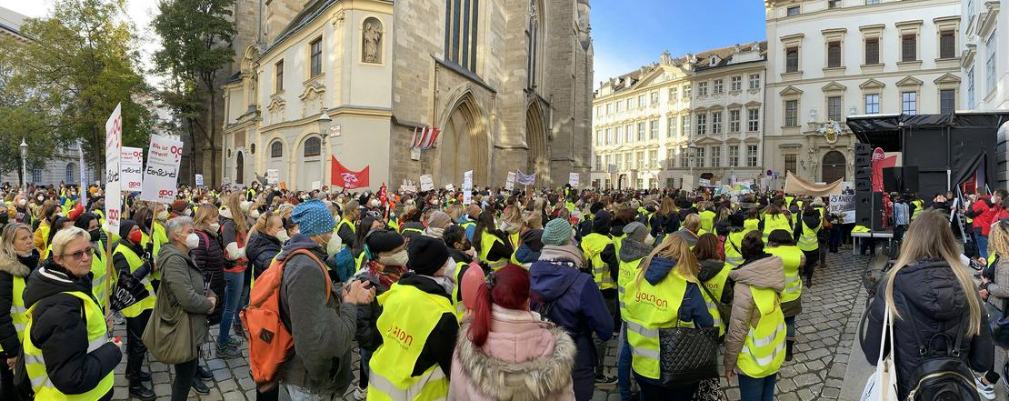 Bild aus einer vorgehenden Kindergarten Demo vom 14.101.2021