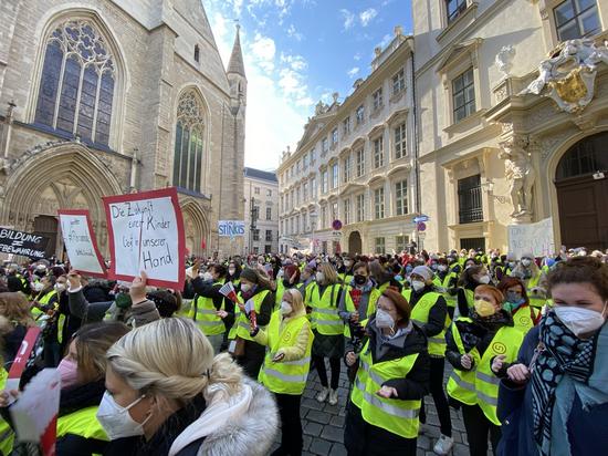 Kindergartendemo, Pädagog- und Assistet*innen